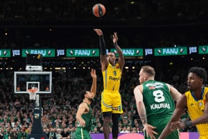 Ovako se bori za trenera, igrači Makabija sačuvali Kataša, a onda "zaplesali" u Kaunasu!